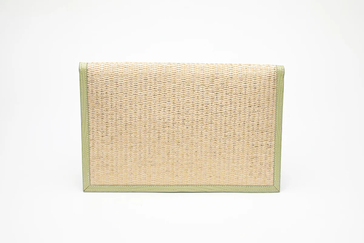 Brick Wicker Clutch